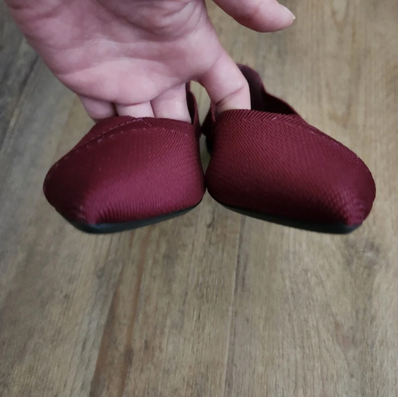 MIA Burgundy Pointed Flats - Picture 3 of 9